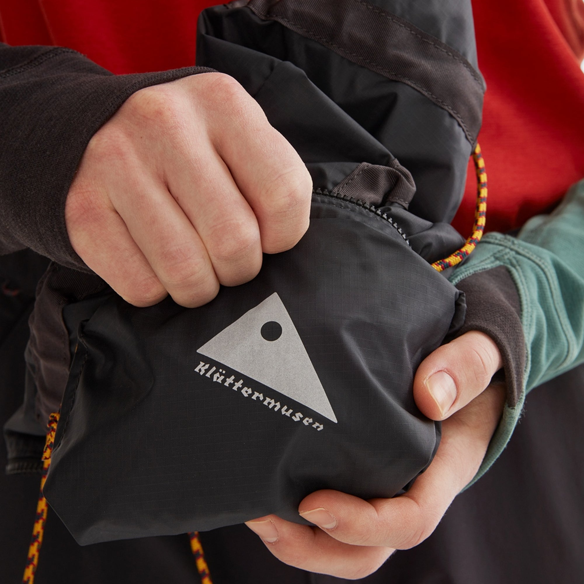 Klattermusen Gebo Bag 23L - Raven