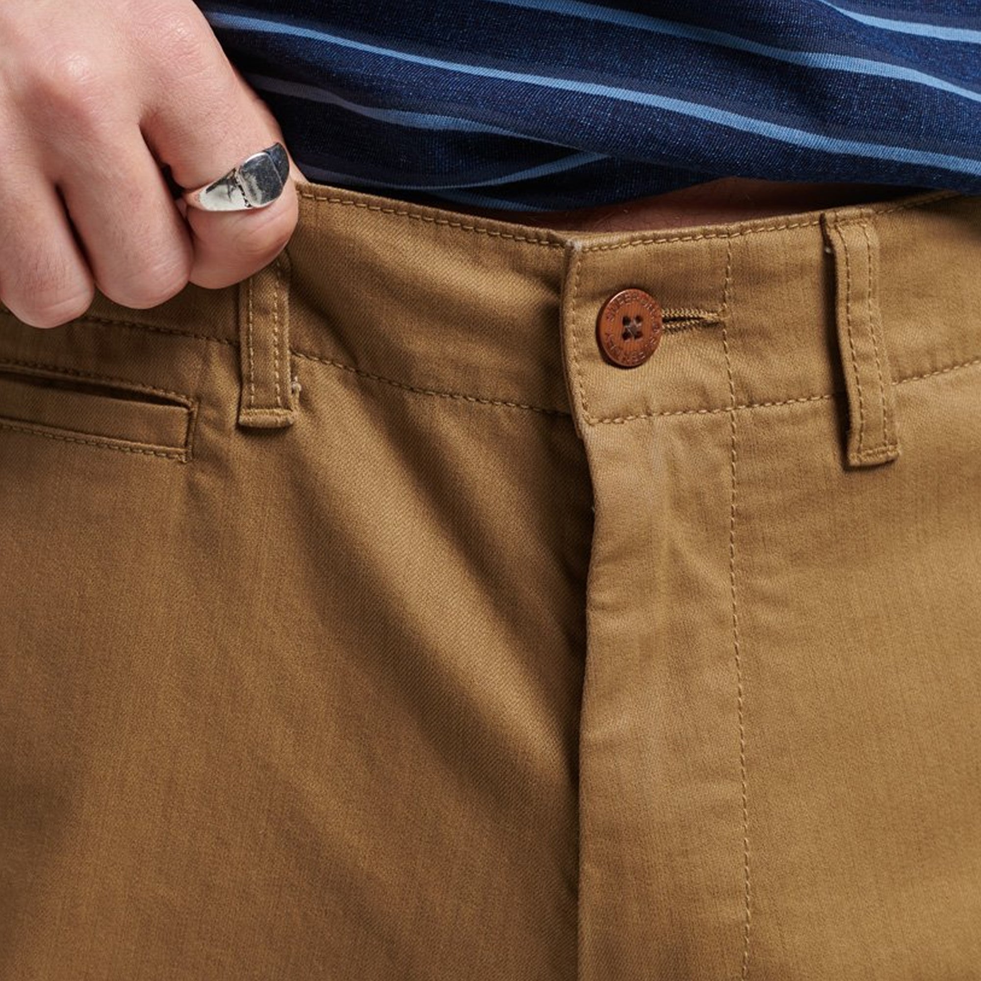 Superdry Vintage Officer Chino Shorts - Sandstone