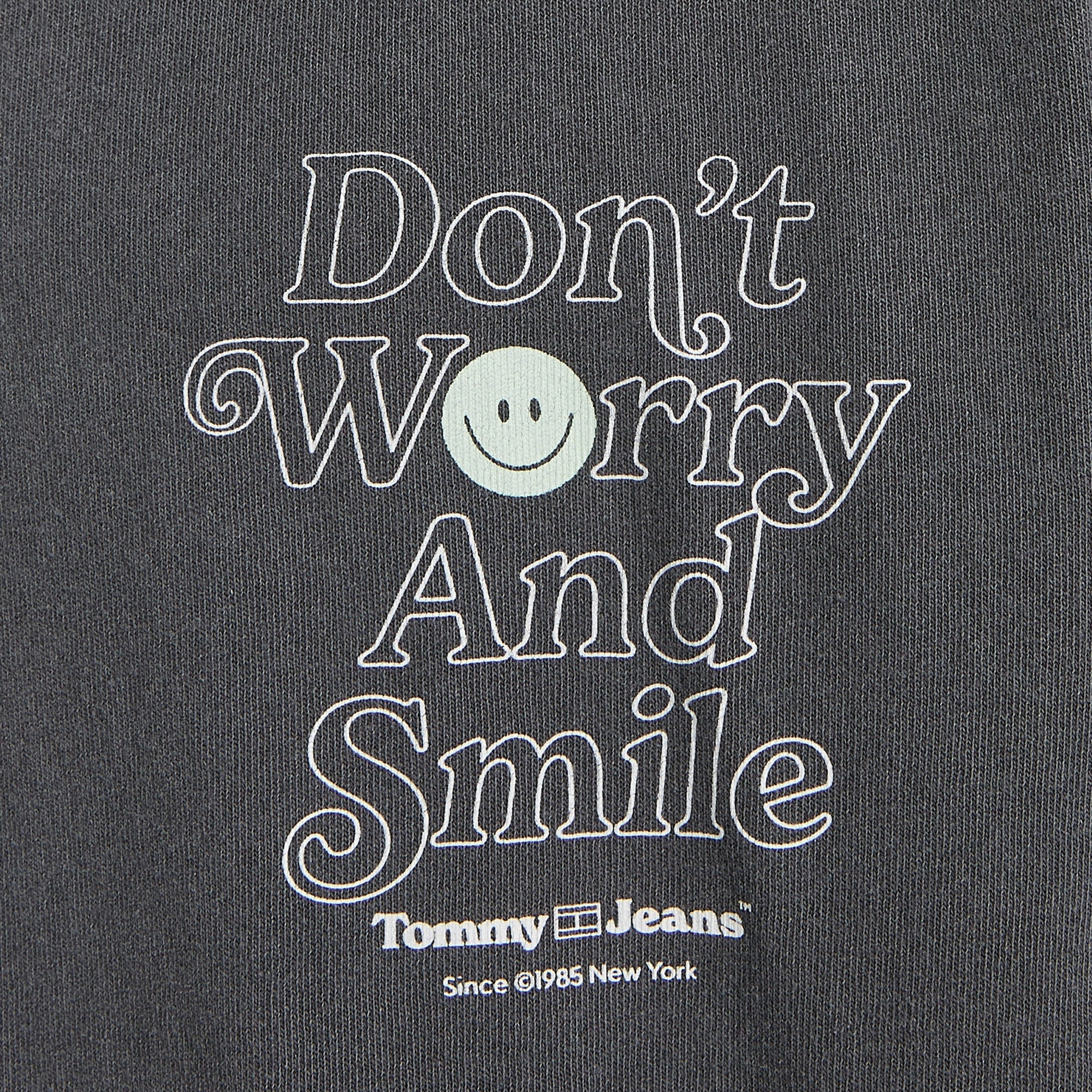 Tommy Jeans Don't Worry And Smile Graphic T-Shirt - Washed Black