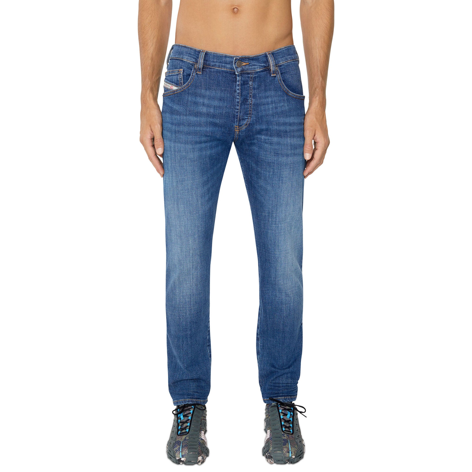 Diesel D-Yennox 0IHAR Tapered Fit Jeans - Mid Blue