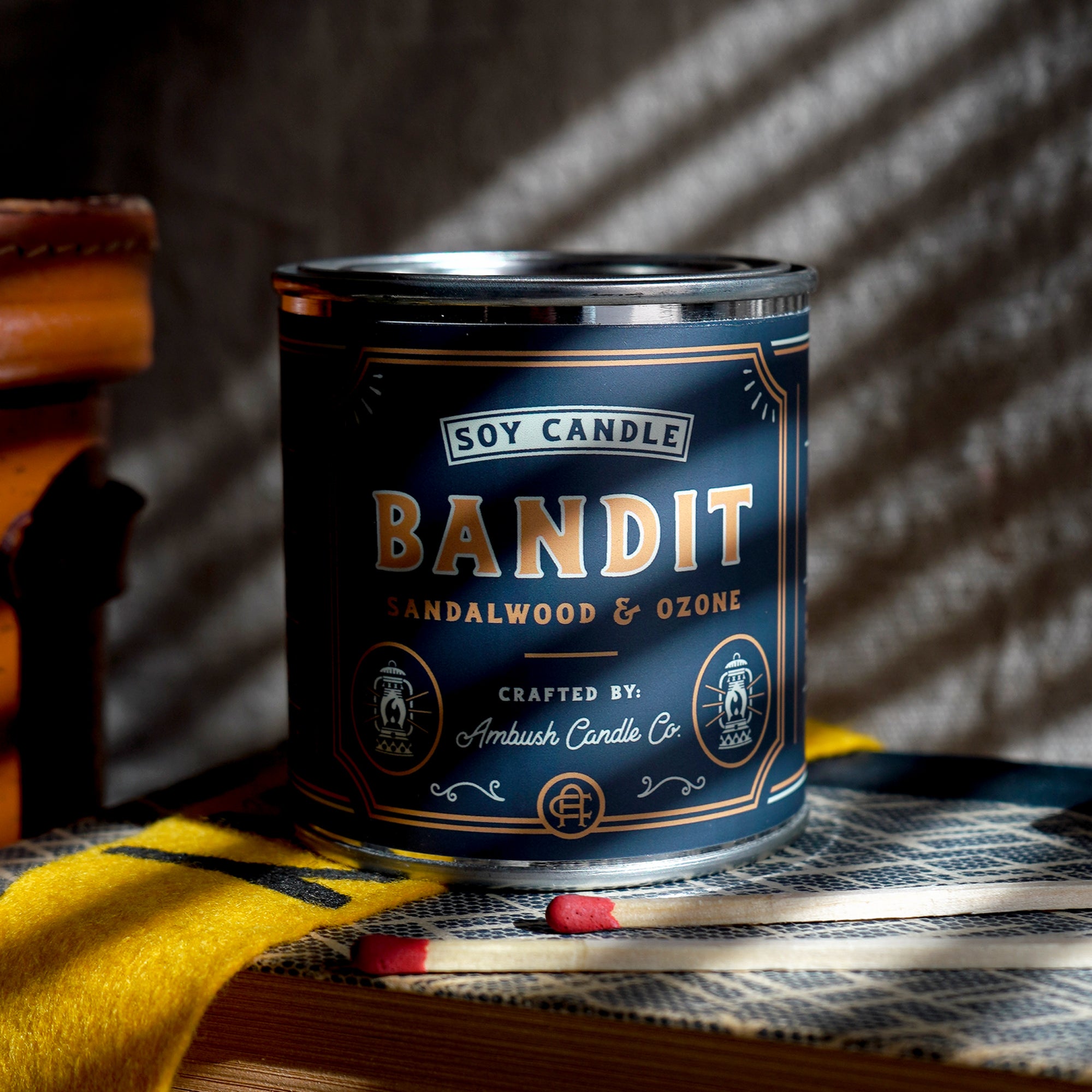 Ambush Candle Co. 8oz 'Bandit' Soy Candle - Sandalwood / Ozone