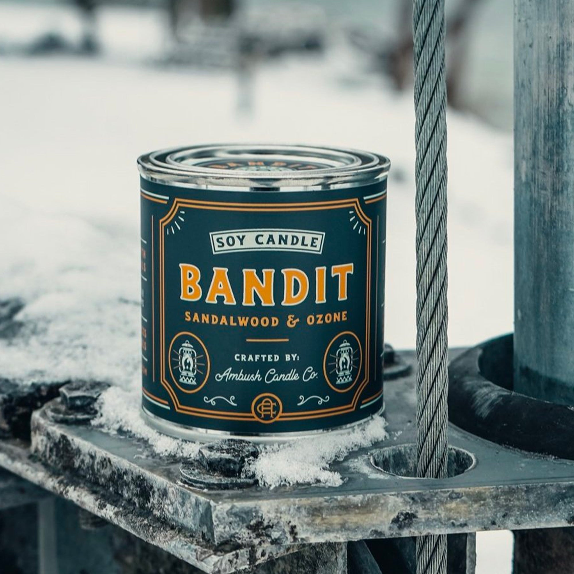 Ambush Candle Co. 8oz 'Bandit' Soy Candle - Sandalwood / Ozone