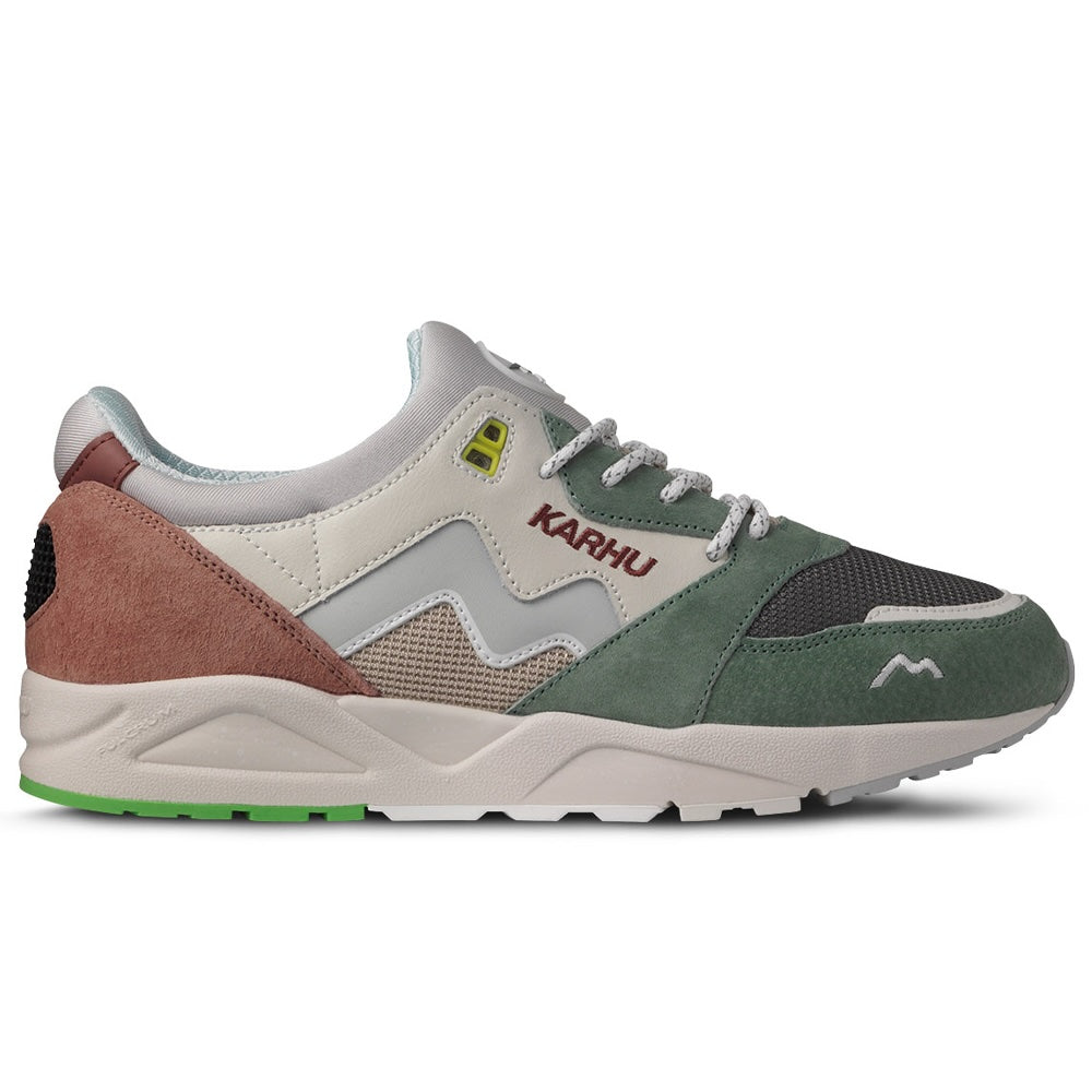 Karhu Aria 95 Trainers – Cork/Foggy Dew