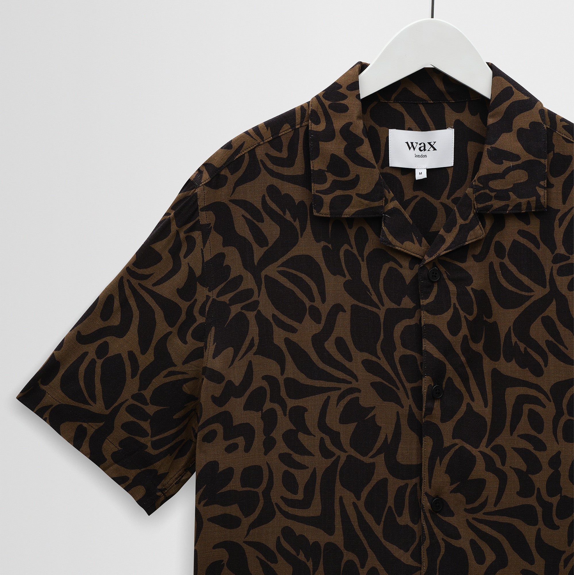 Wax London Didcot Two Tone Floral Short Sleeve Shirt