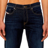 Close-up of waist on Diesel D-Finitive 009ZS Tapered Fit Jean in Dark Blue
