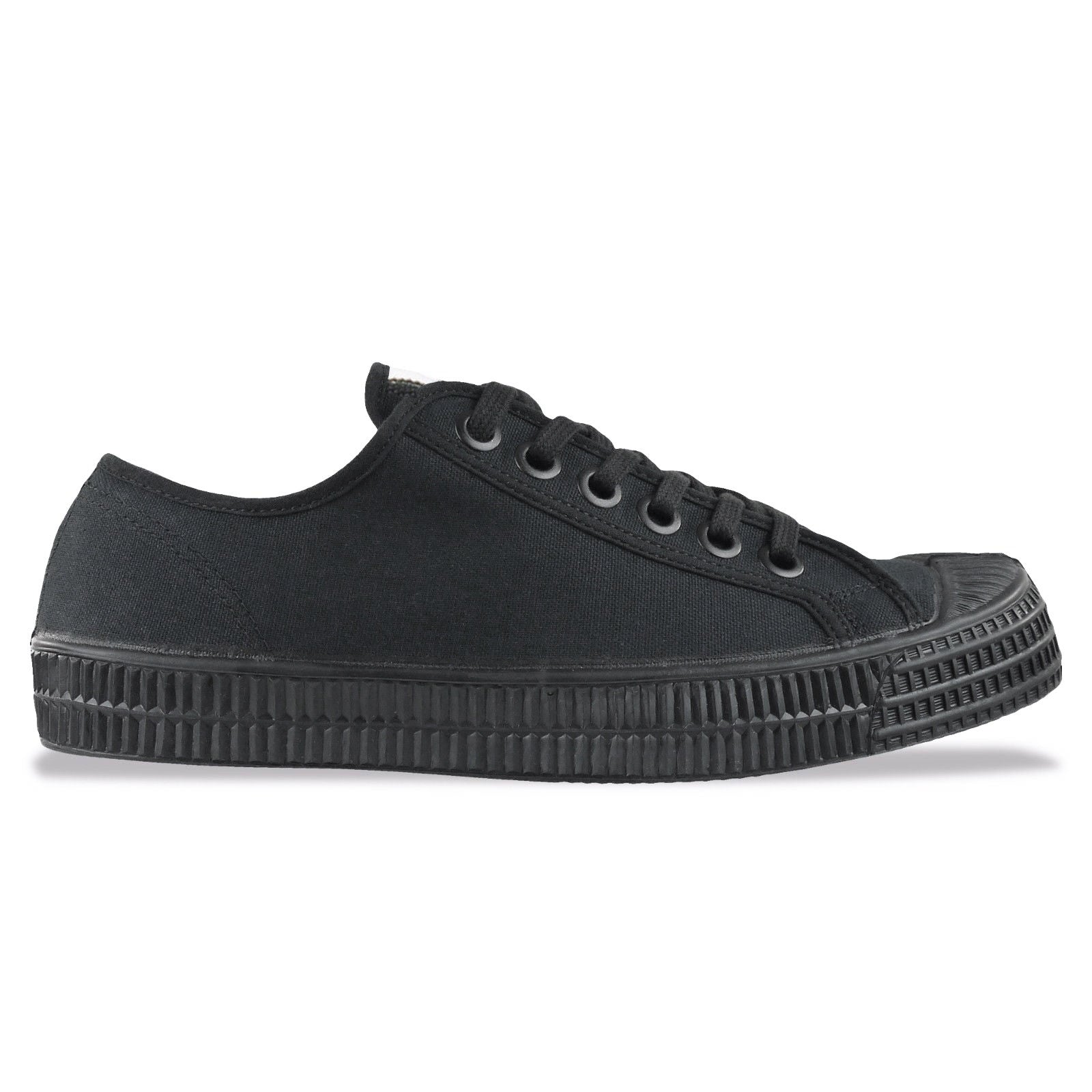 Novesta Star Master Canvas Trainers